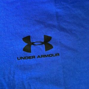 Men’s Under Armour shirt